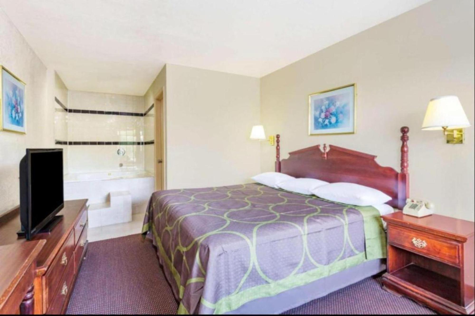 Ashland Studio Inn Richmond North Near Kings Dominion -Listing Partner Exterior photo